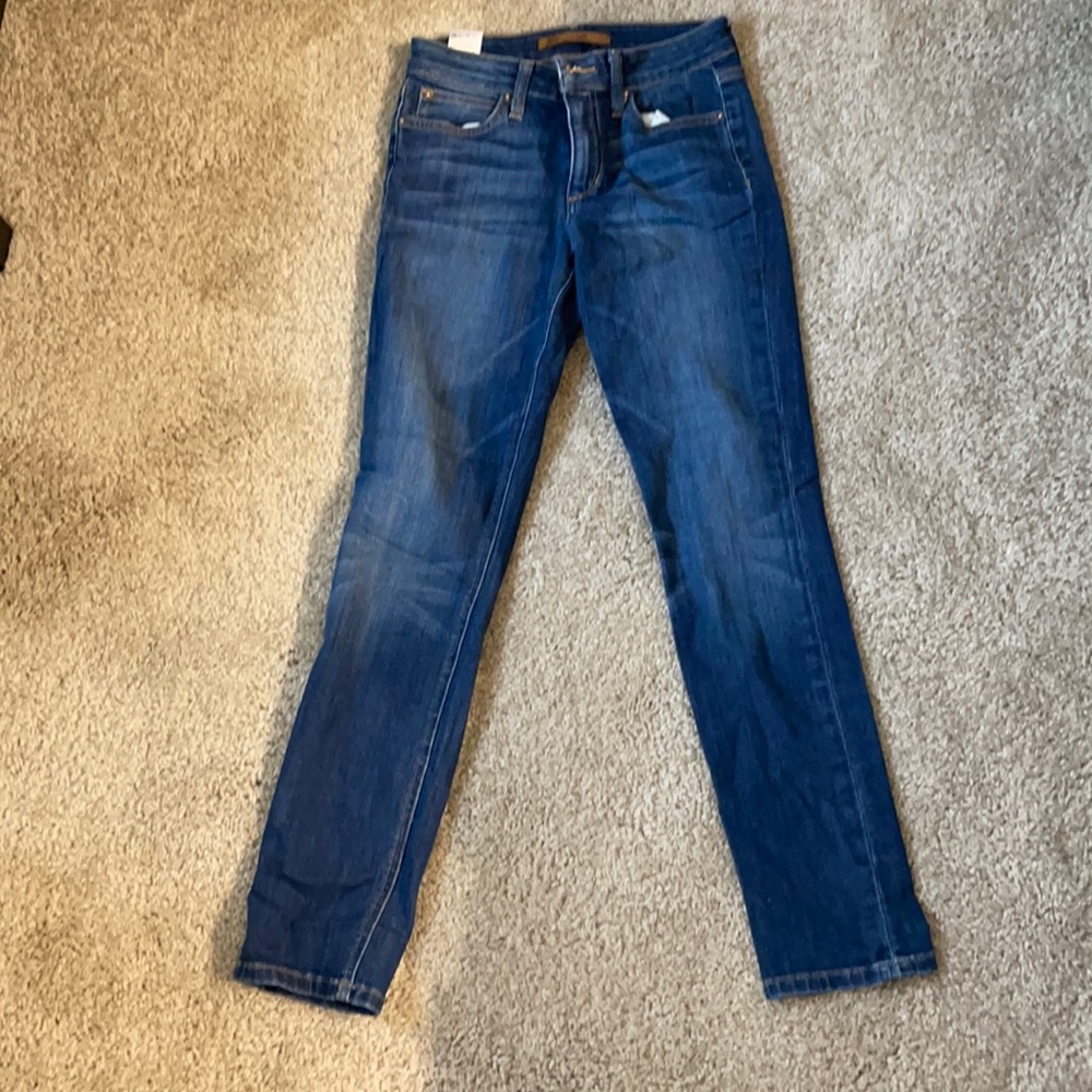 Medium wash jeans Joe’s jeans